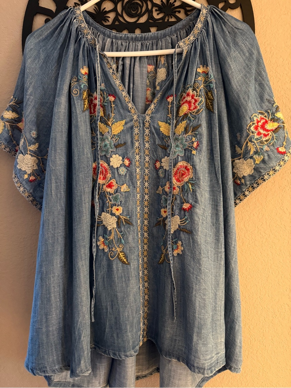 Kayrn Seo Boho Embroidered V-Neck Tunic Top Large Blue Tencil chambray denim L